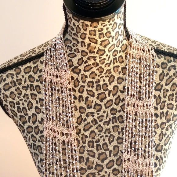 Crocheted Infinity Scarf necklace with silver beading - Picture 2 of 4